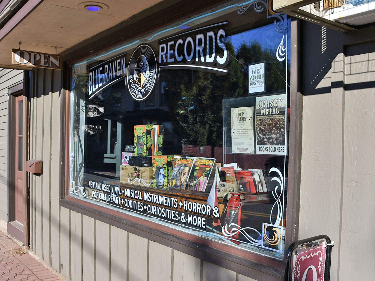 Blue Raven Records